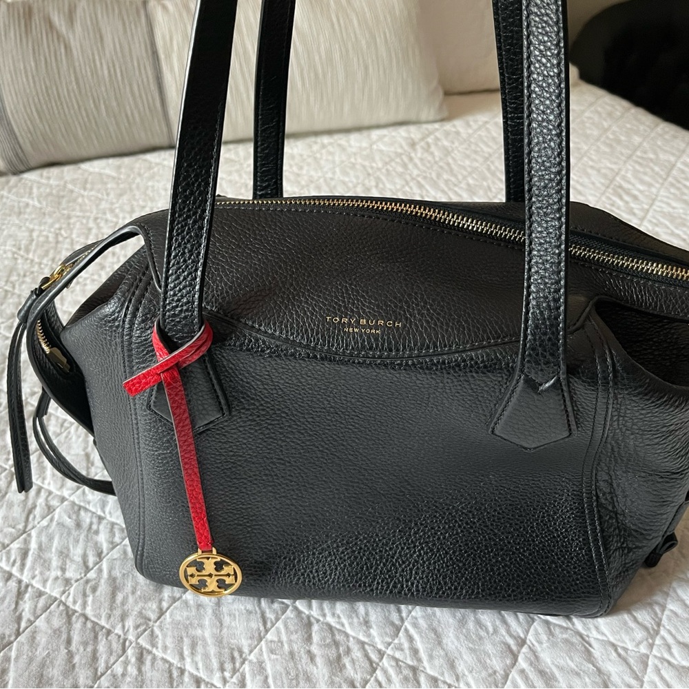 Tory Burch shoulder bag.